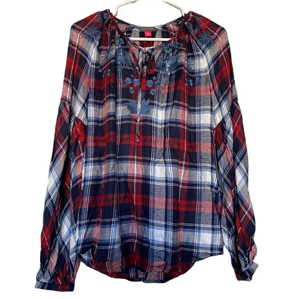 𝅺Vince Camuto Embroidered Blue and Red Peasant Blouse Size Small NWT - Picture 4 of 10